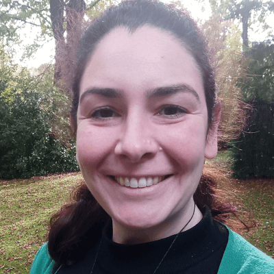 Kussé, Caroline Caroline Kussé